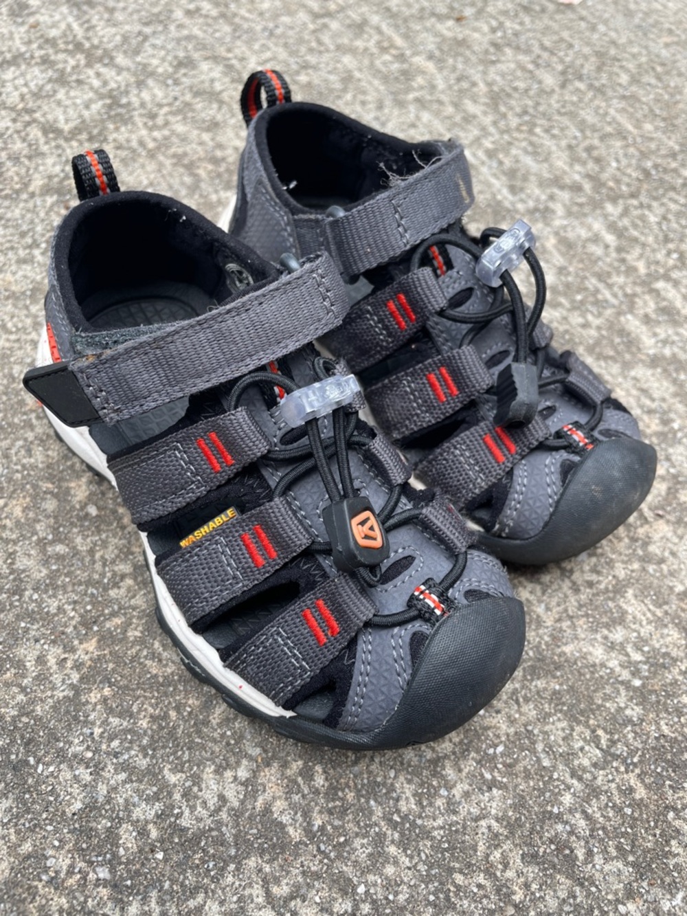 Keen Newport Neo H2 sandals toddler size 8